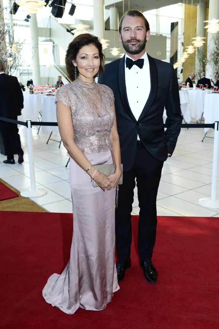 大胆爱 | 麦肯齐再婚了,祝她幸福!