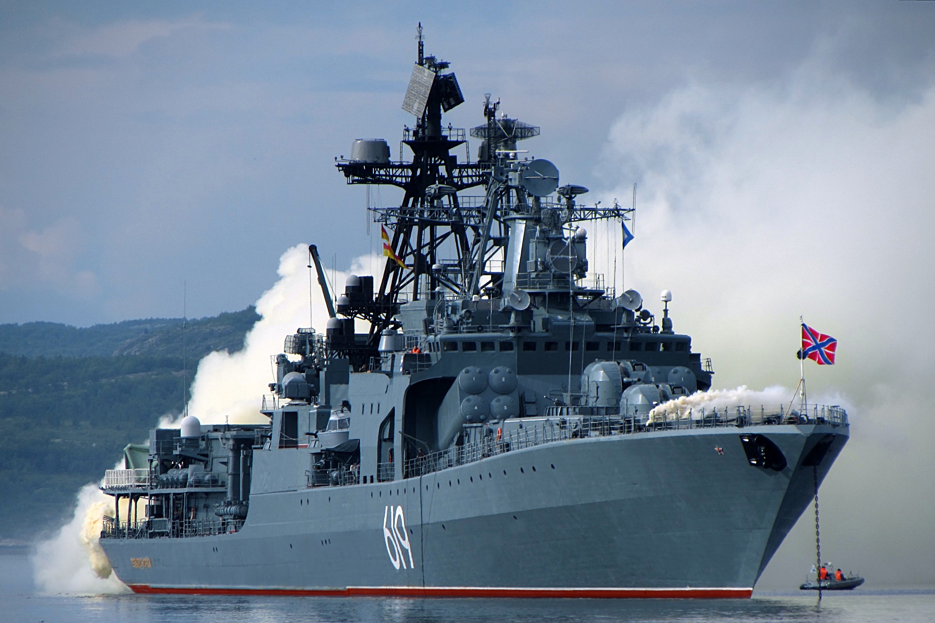 俄军测试升级版护卫舰配置多款先进导弹攻击力超054a