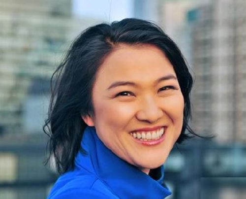 女强人张欣在中国每年赚16亿却加入美籍还无偿给哈佛捐款6亿