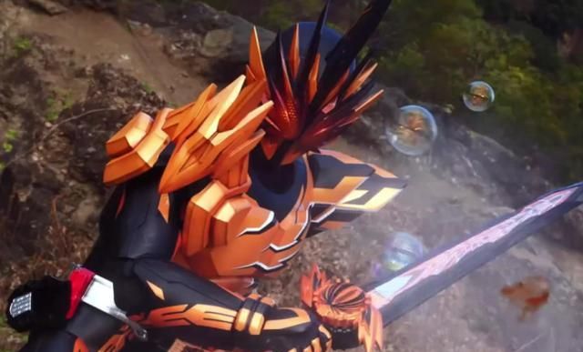 假面骑士saber仁叔疑似归来大战原始元素龙