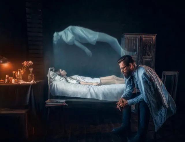 临终告别要谨言慎行!科学家发现:人死亡后仍能感受到周围的声音