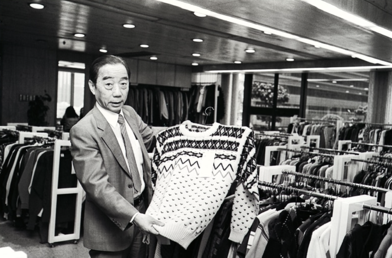 富商曹光彪离世享年百岁曾携霍英东创办港龙航空个人资产成谜