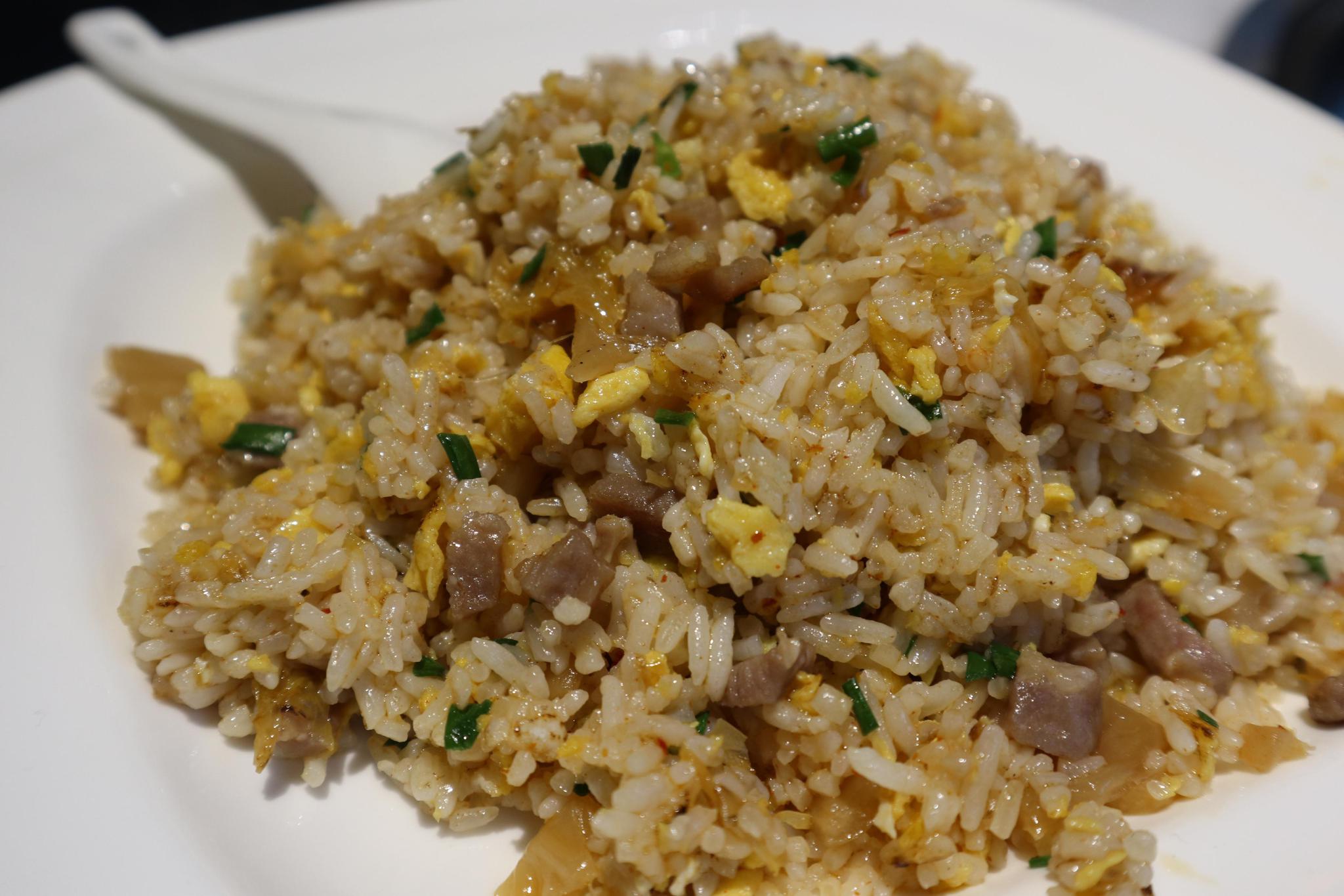 教你营养解馋的泡菜猪肉炒饭,好吃不腻超美味,孩子们都抢着吃