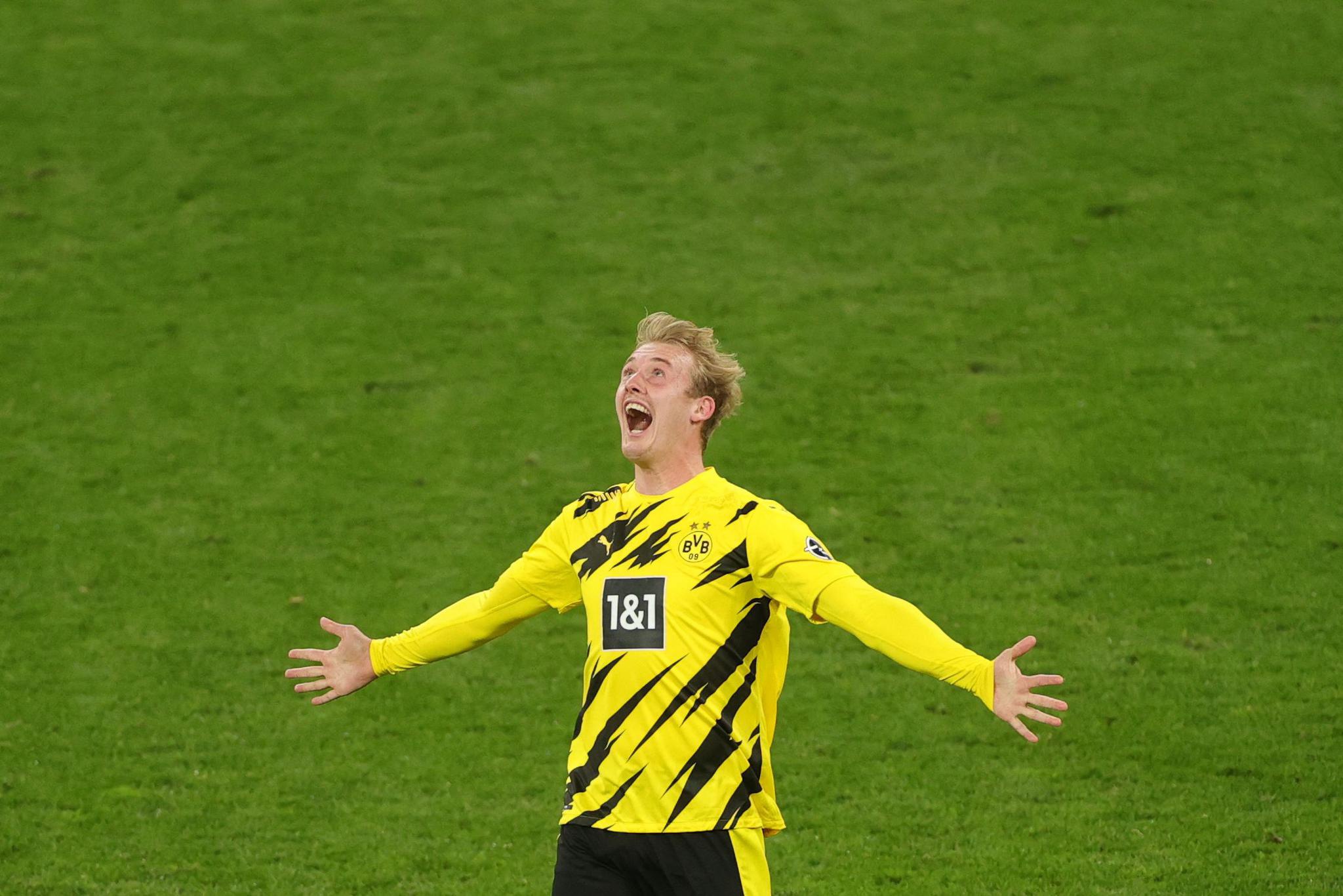 足球——德甲:多特蒙德胜柏林赫塔|布兰特|柏林赫塔|多特蒙德_新浪