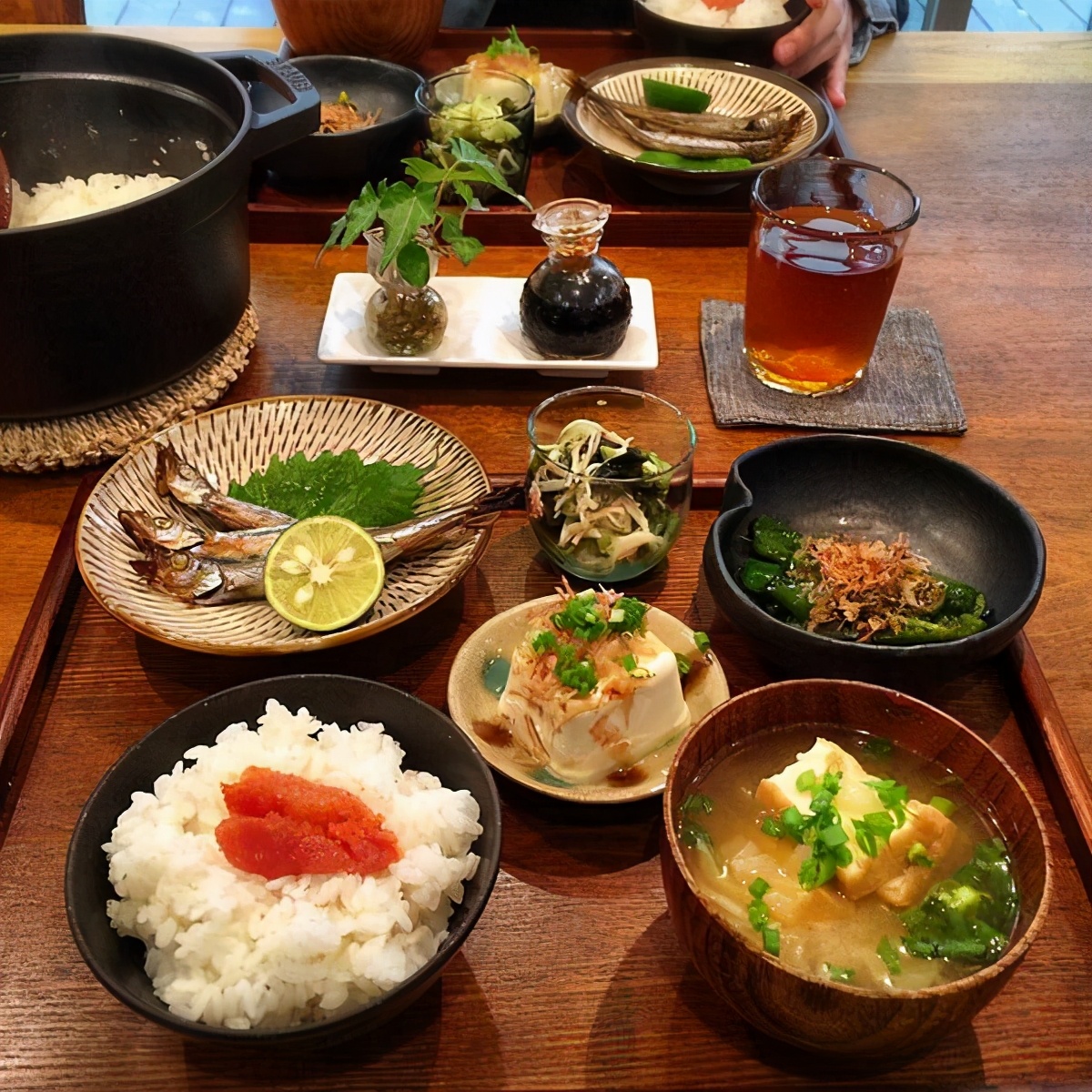 为什么日本吃饭不让打包细说日本餐桌上的四大潜规则