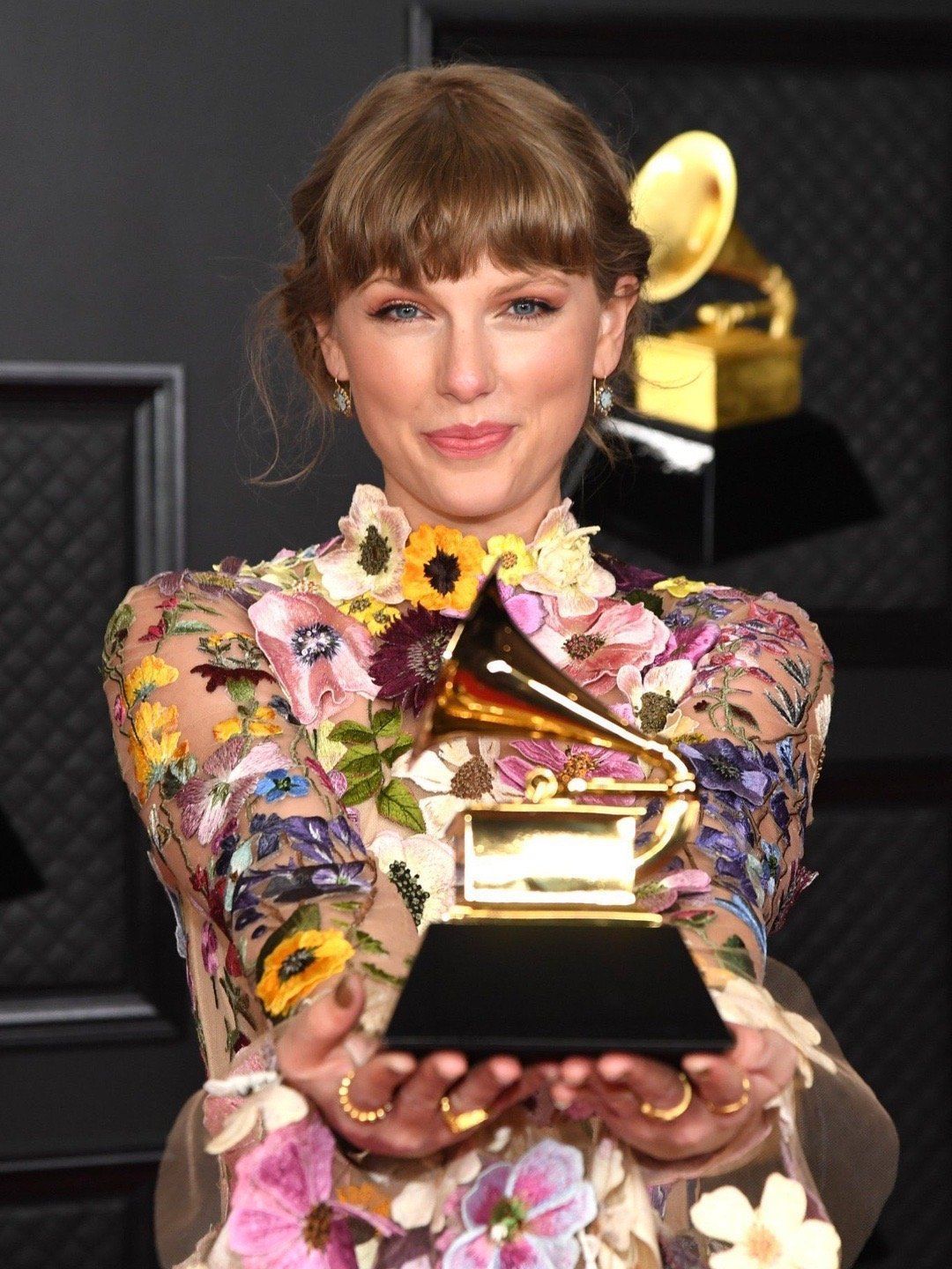 第63届格莱美奖完整获奖名单揭晓碧昂丝成为得奖次数最多女歌手