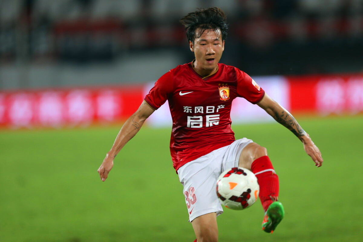 再见荣昊!恒大名将想要落叶归根,却遭武汉球迷抵制,或就此退役|荣昊|