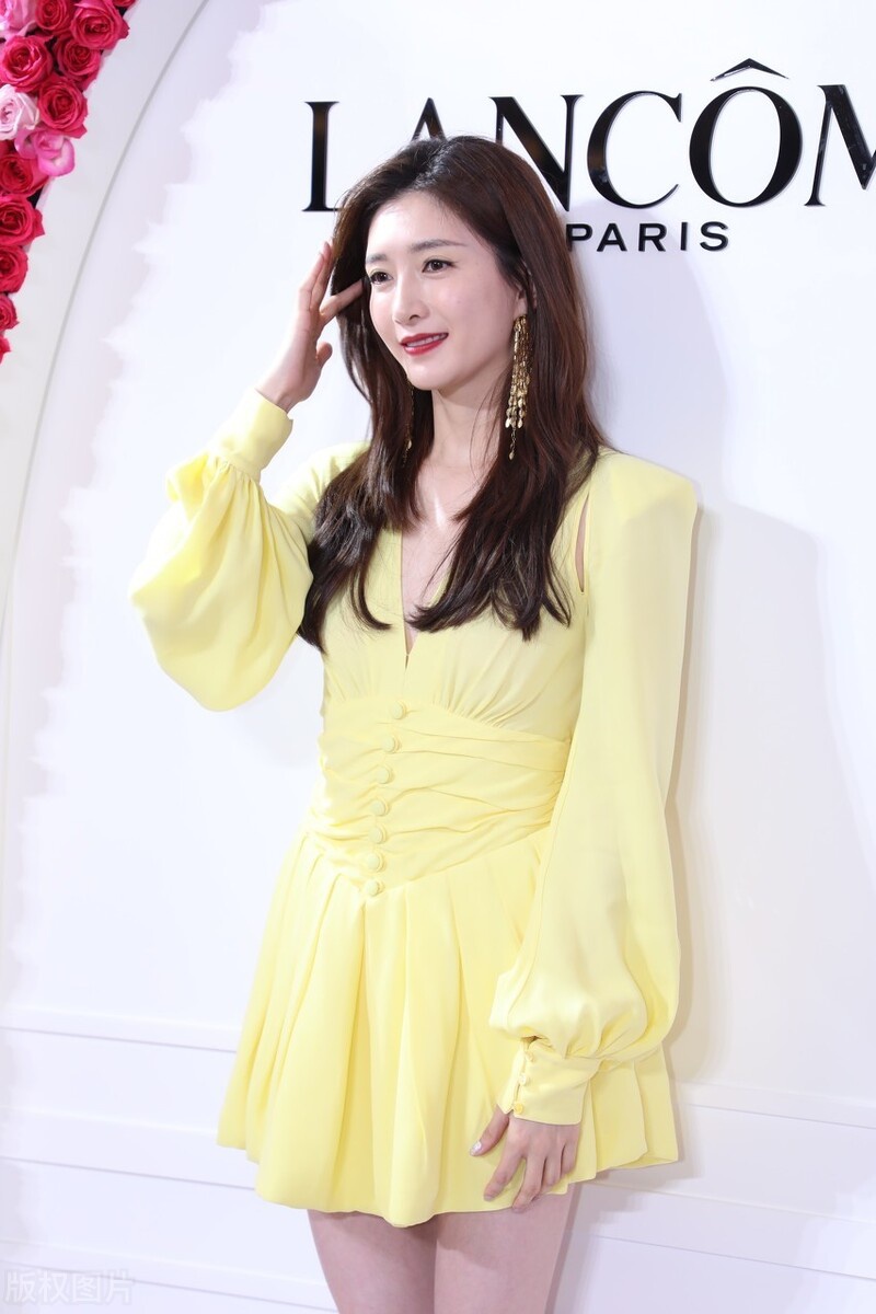 胡歌前女友江疏影近照这么好看真是白富美