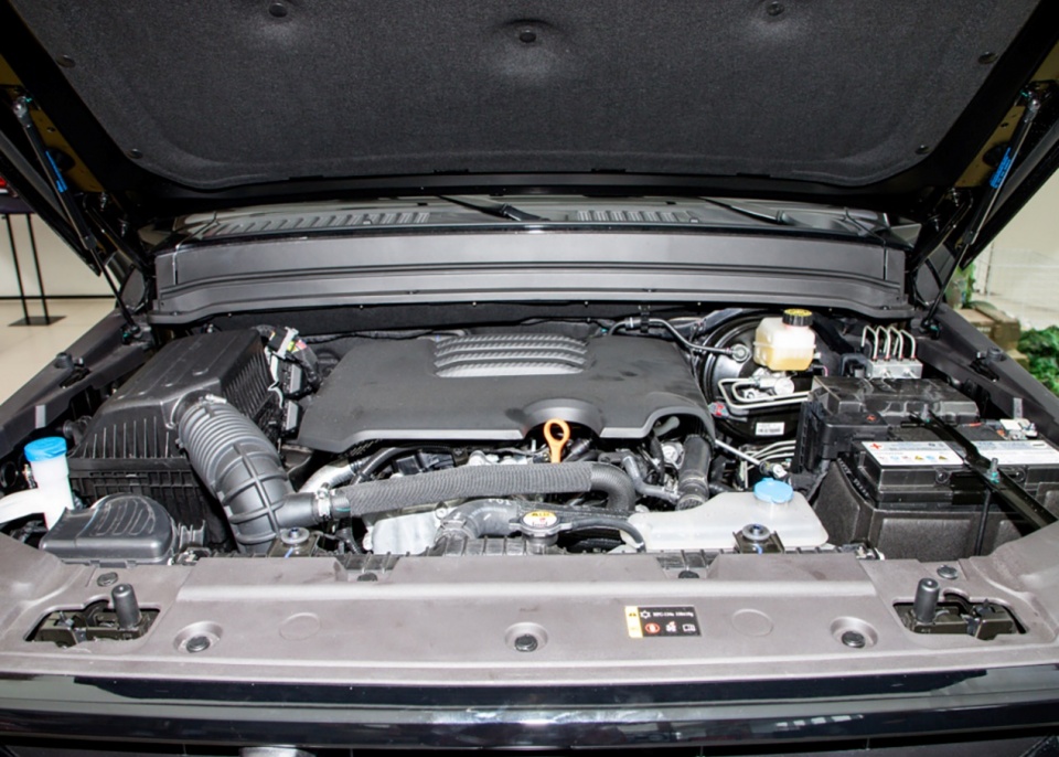 长城越野豪华的巅峰，WEY坦克300刷新了国产越野的高度