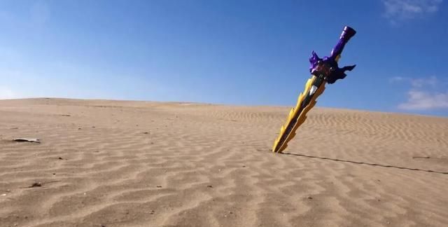 假面骑士saber暗黑剑四任看到的未来猜想尤里大叔看到的最多