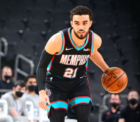 第四节,佩恩上篮命中,100-78,太阳领先22分.