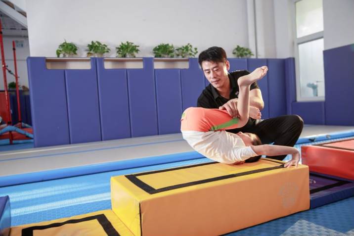 前庭觉常见的训练活动方式有哪些?|前庭|感统|训练_新浪新闻