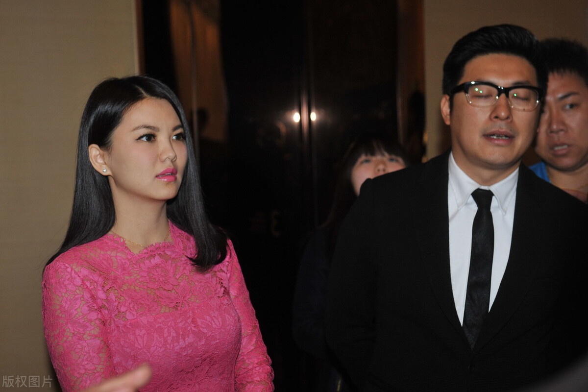 李湘与老公 从容淡定 颜值抢镜了
