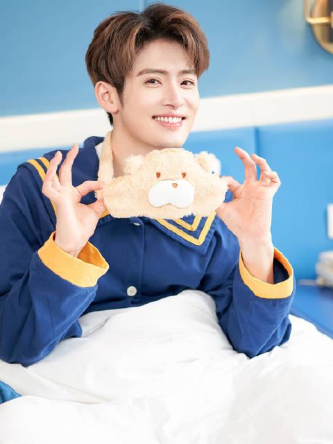 力丸的睡衣造型也太奶了吧,同款get赶快!