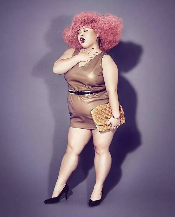 她因太胖被导演要求演只猪,母亲是中国人,渡边直美差点答应了