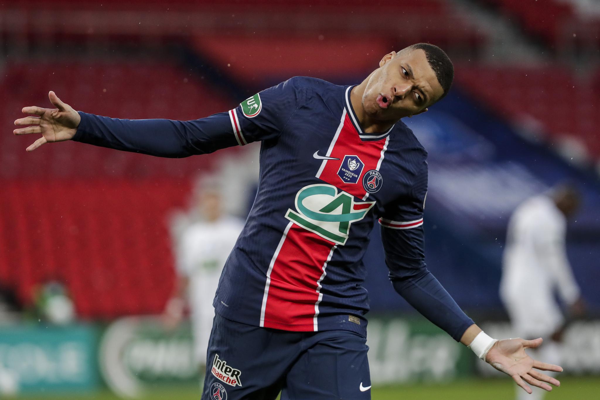 足球——"大巴黎"晋级法国杯八强