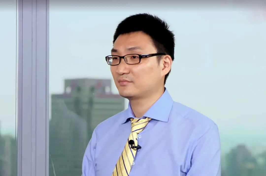 黄峥卸任放手少年拼多多独立成长