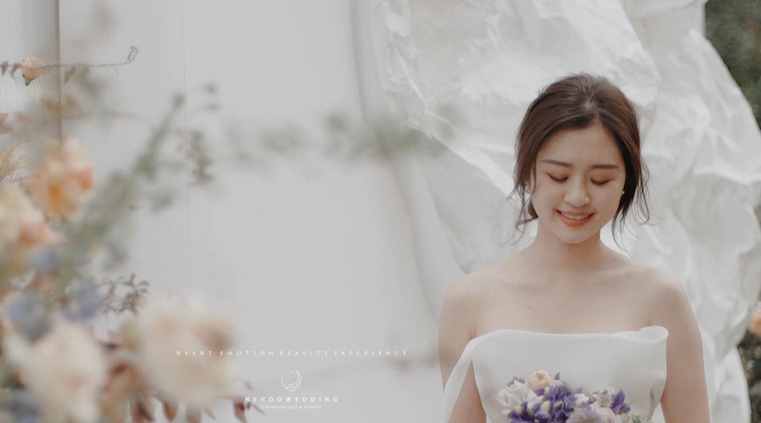 从学生时代的校服到为你穿上洁白的婚纱