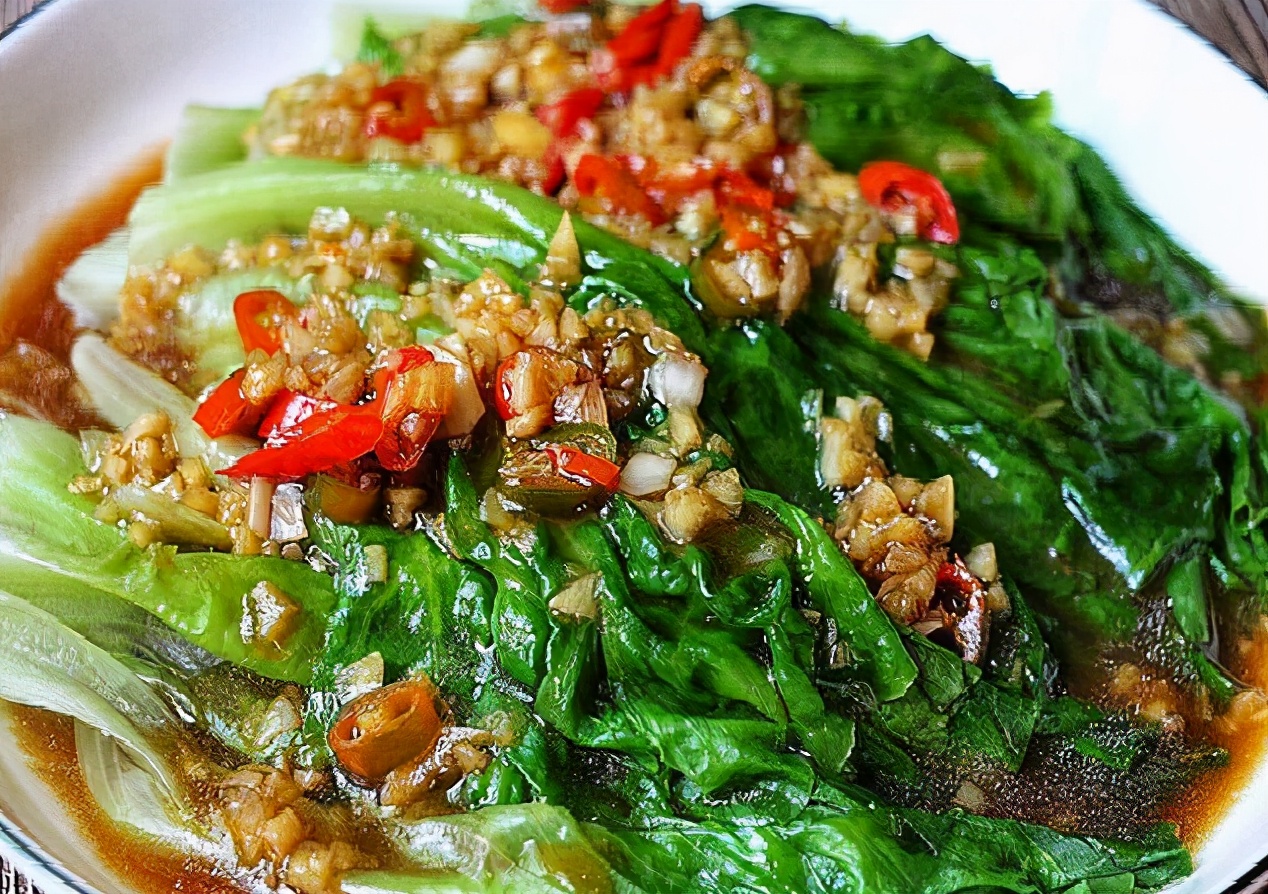 炒生菜不要直接下锅炒牢记3个要点生菜脆嫩不发黑味道香