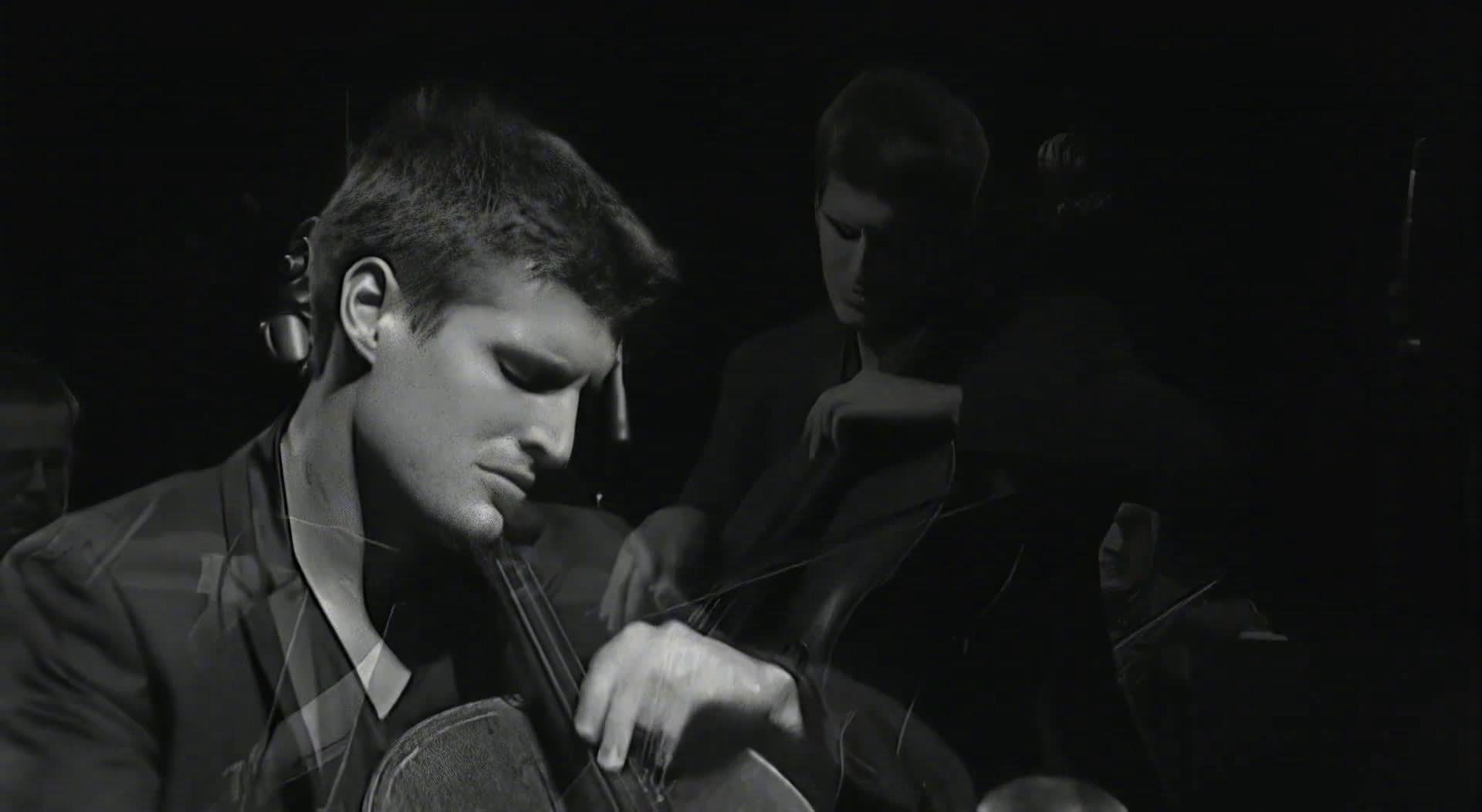 大提琴演奏家卢卡·苏里科演奏:电影《辛德勒名单》主题曲