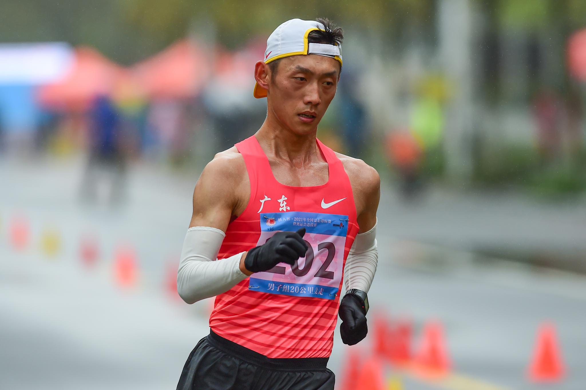 田径——全国竞走锦标赛:王凯华打破男子20公里全国纪录