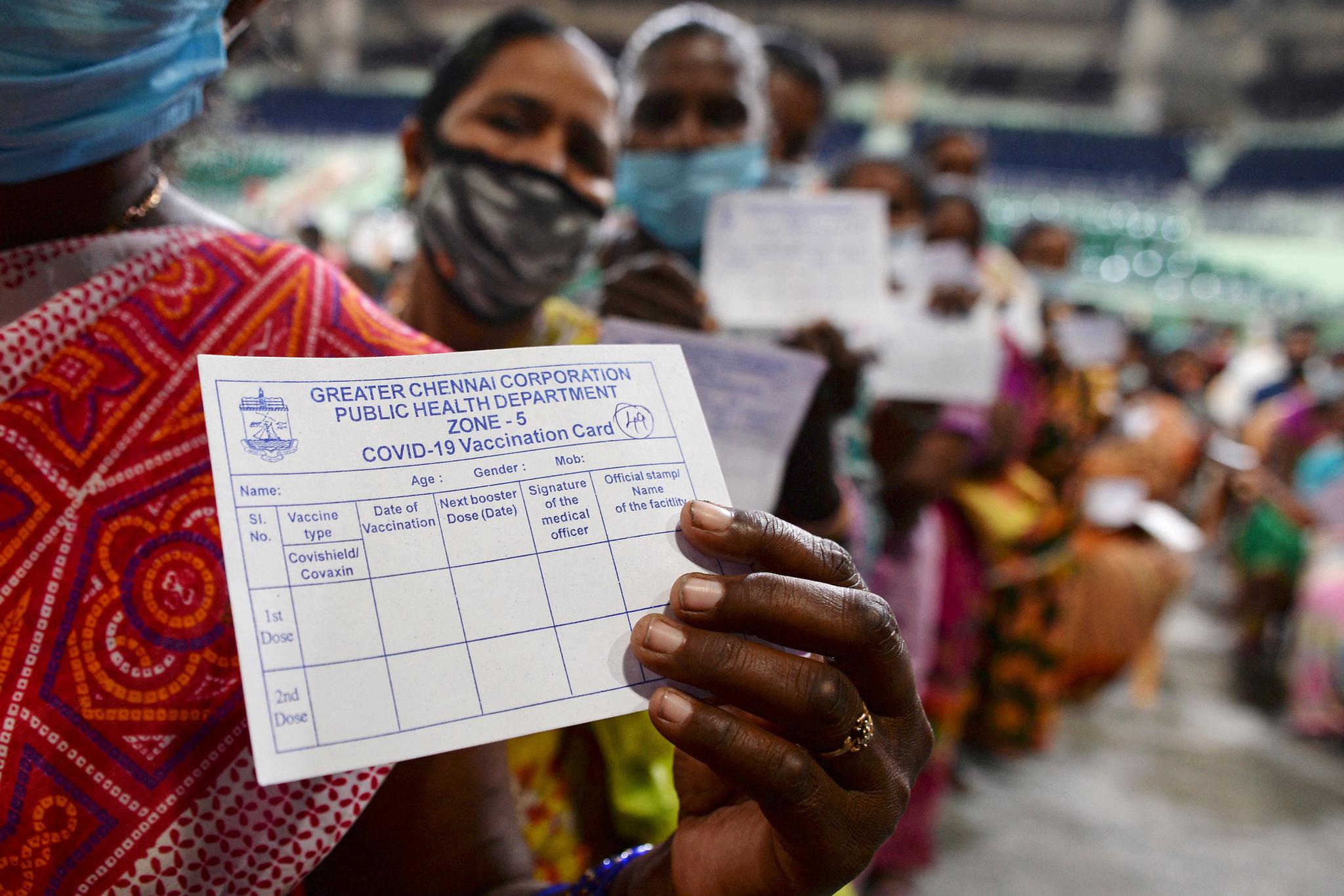 印度新冠确诊病例数升至11555284例