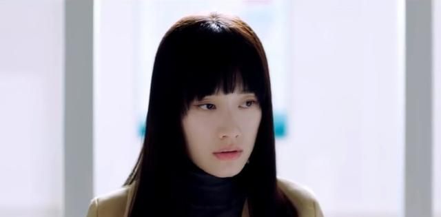 2,许妍姗妈妈在病房里大声质问女儿,问还要骗她到什么时候?
