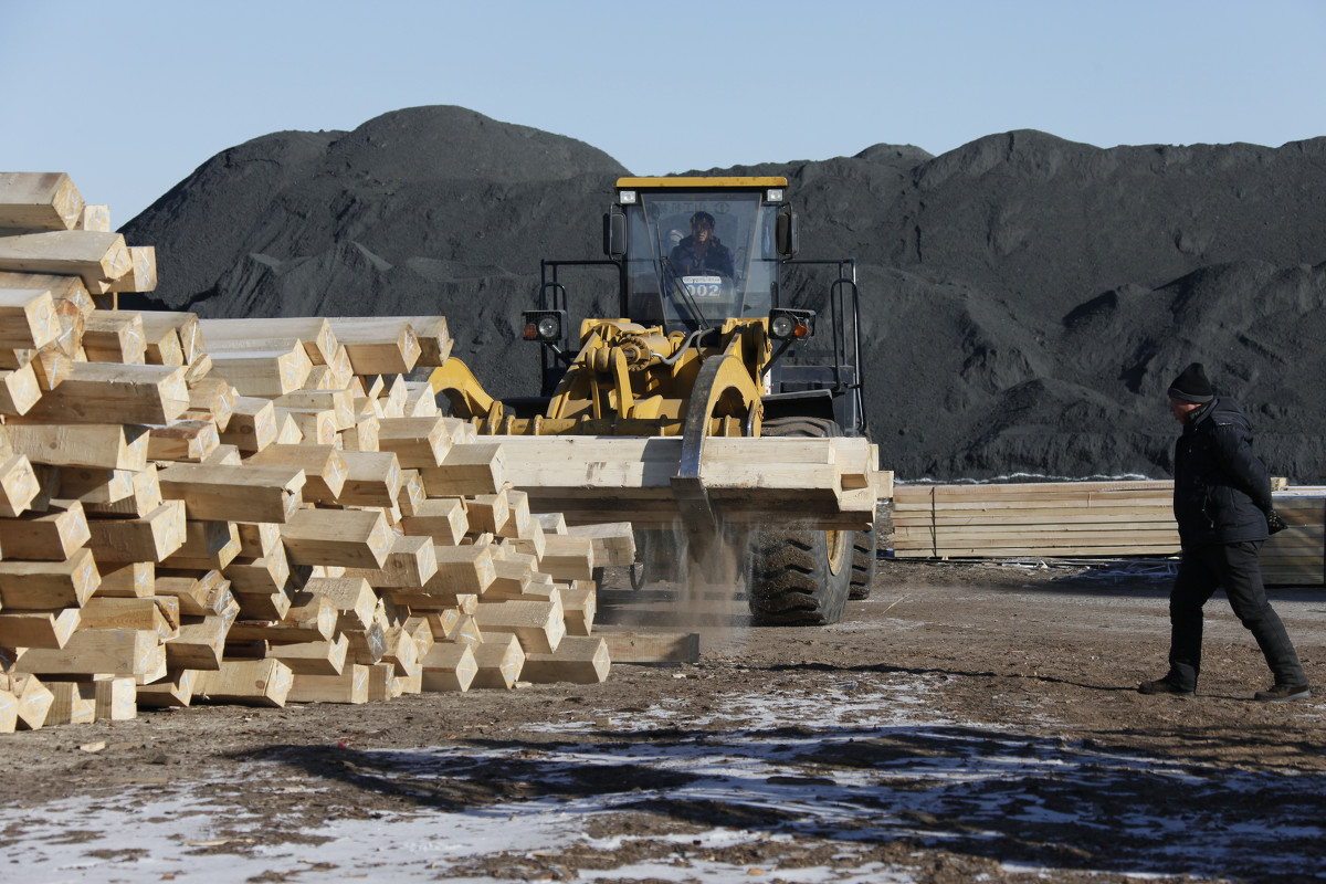 对外贸易占gdp_由顺差,变成逆差!前三季度,越南外贸对GDP发展贡献率降为负数