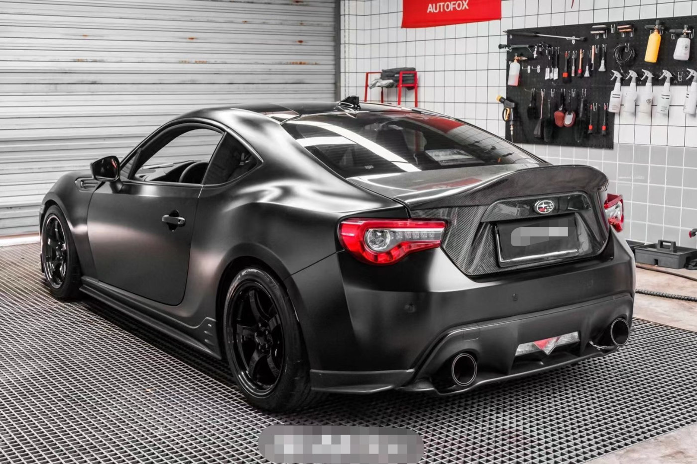 斯巴鲁brz改色陶瓷黑 霸气小生来了