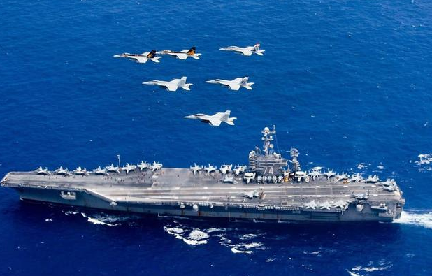 美国凭借11艘航空母舰称霸世界，该如何对付航母？有两种方式|反舰导弹|反舰弹道导弹|超音速|防空导弹|舰载机_新浪新闻