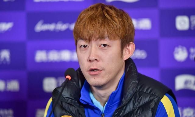 张诚太难了又要面临解散打击刚来新东家试训却传闻要解散了