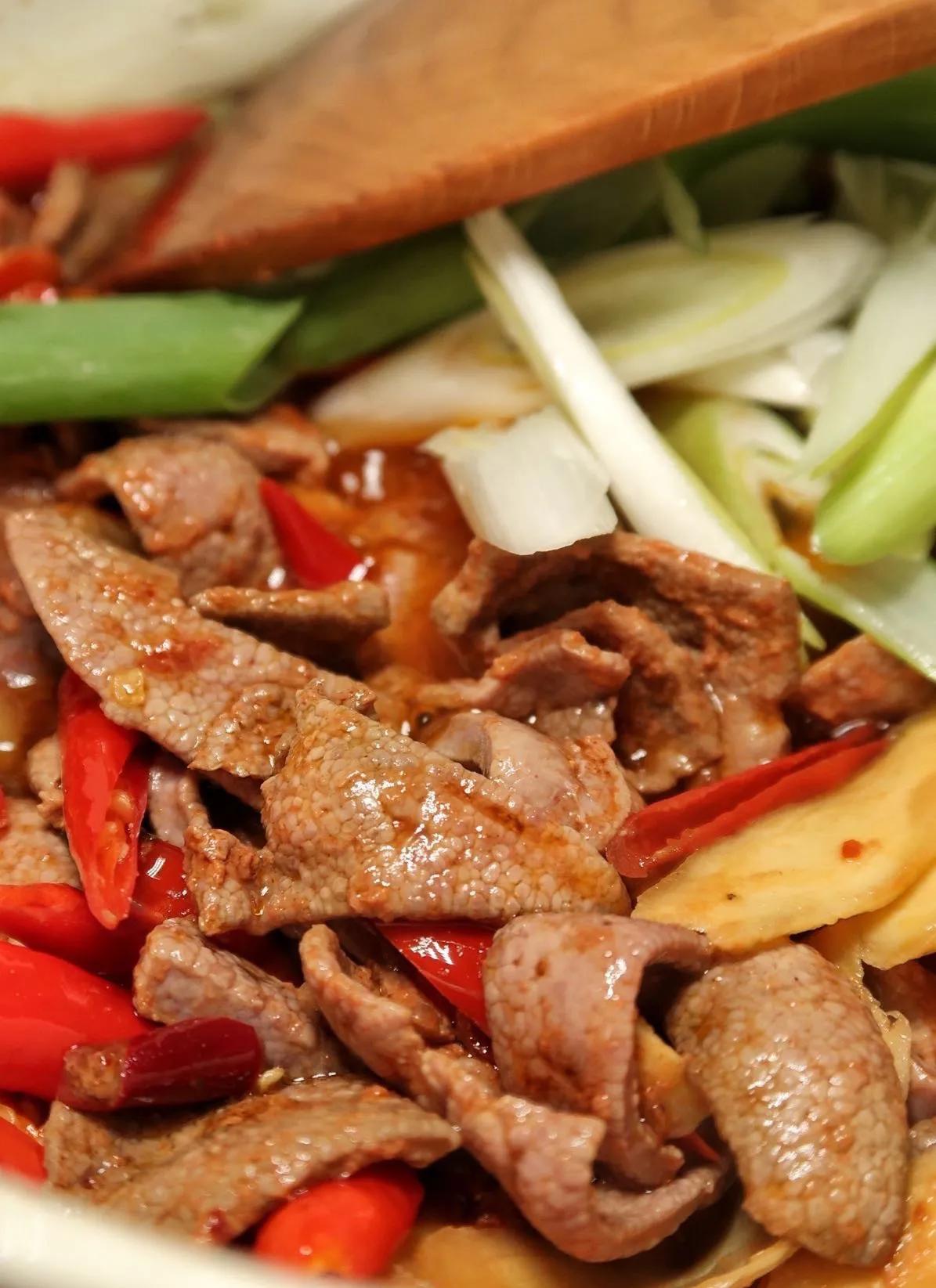 不太喜欢上浆出来的嫩猪肝带一点嚼头比较对我胃口