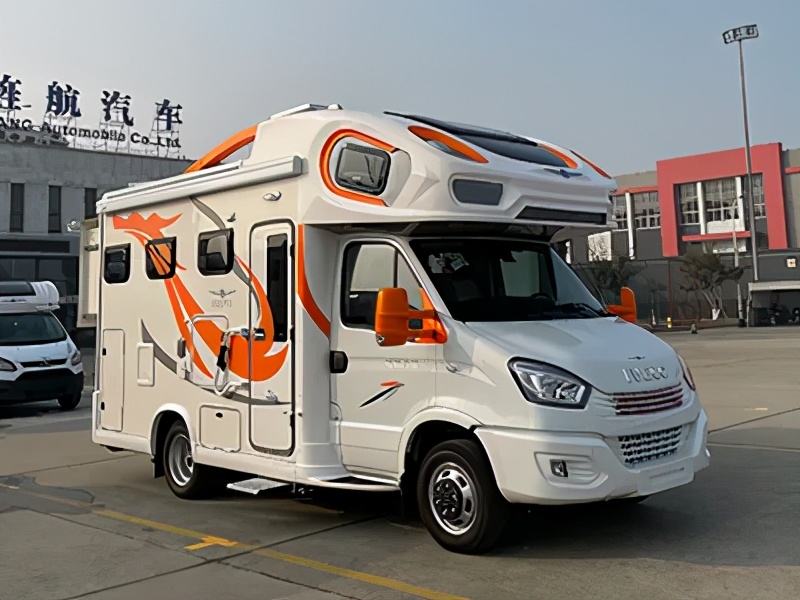 旌航房车新车发布,自动挡大额头再加双拓展的国六房车