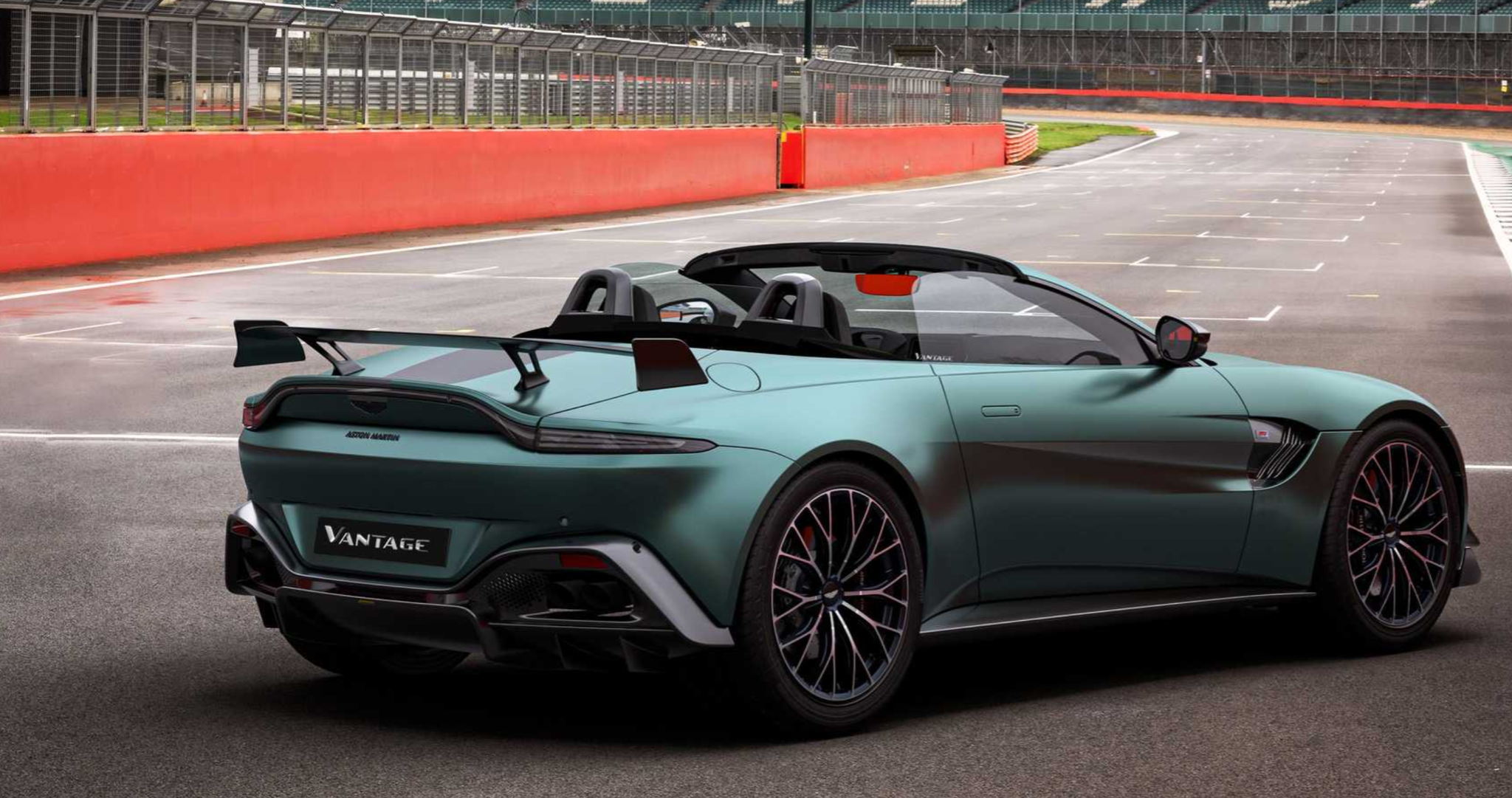 更强动力,阿斯顿·马丁vantage f1 edition亮相