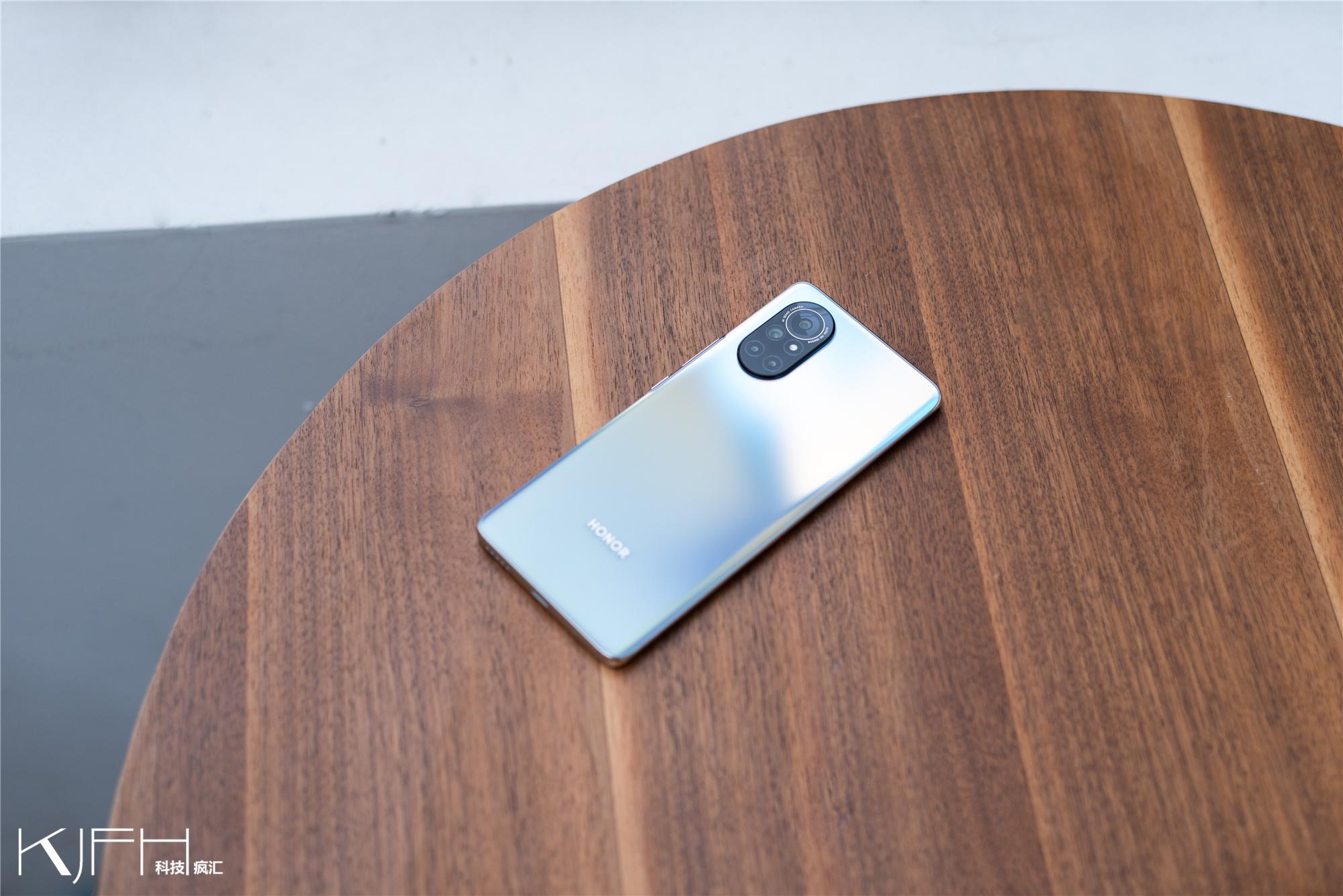 荣耀v40轻奢版体验三千元内唯一的轻薄超曲屏手机拍照优秀