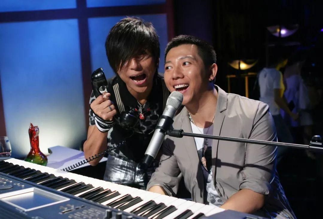 羽泉再度合体经历婚变和吸毒风波陈羽凡能否重新回归