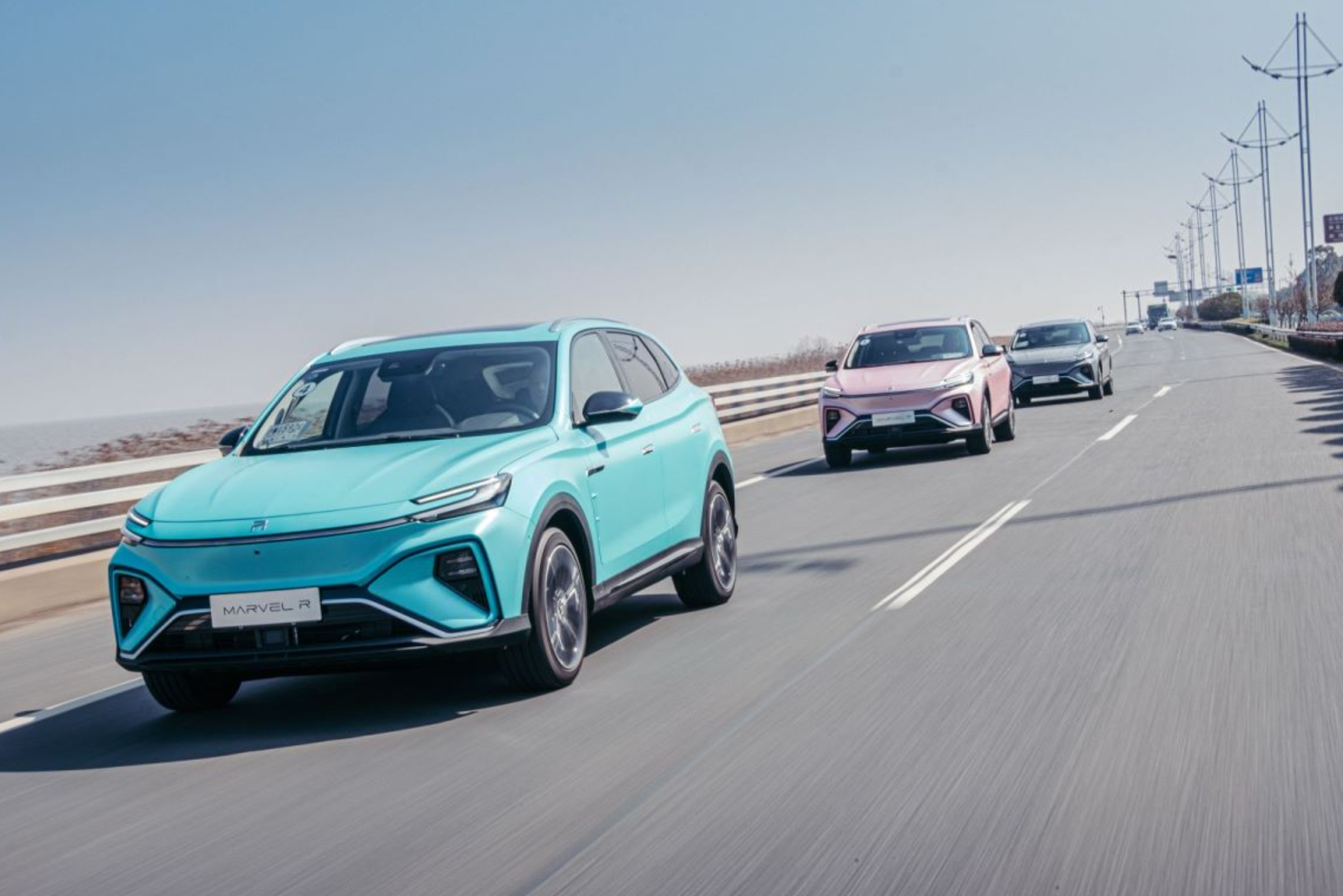 谁的裙底更风光model3与marvelr底盘对比