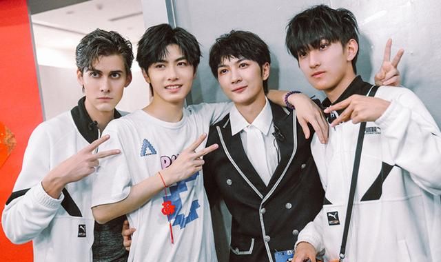 创造营4时尚大片躲过了刘宇力丸赞多却被利路修给帅到了