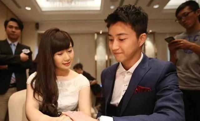 日媒曝光福原爱已找好律师,准备提起离婚诉讼,两次取消返台机票休闲区蓝鸢梦想 - Www.slyday.coM