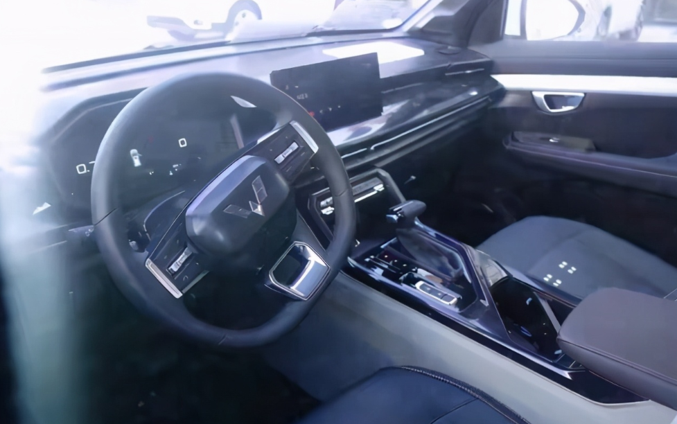 硬派造型设计,五菱首款银标suv会是宏光侠吗?