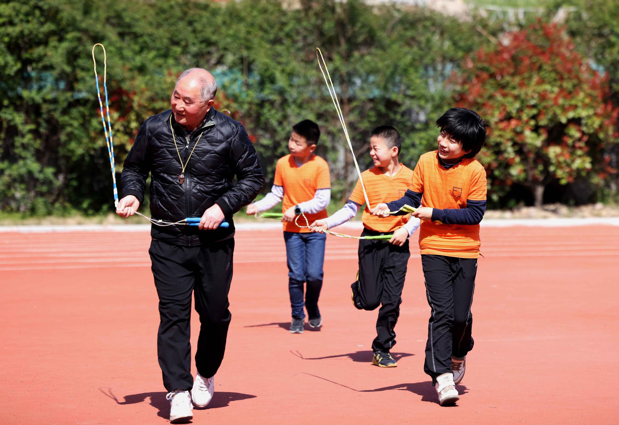花样跳绳"韵动"校园|小学|合肥市|安徽省_新浪新闻