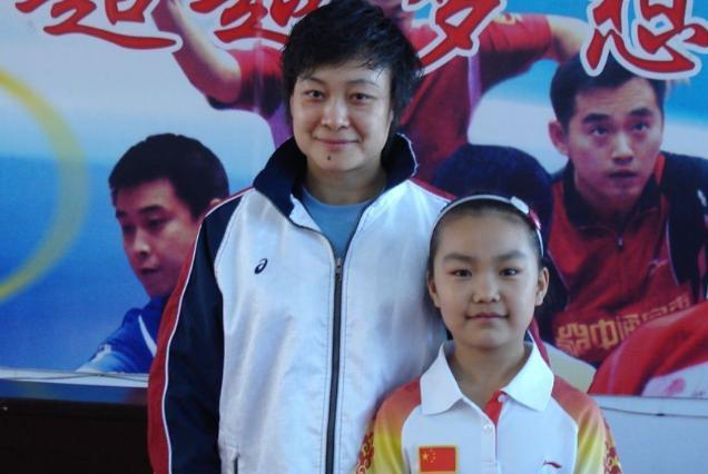 乒坛女将何智丽因没有让球被排挤入日籍为其效力遭丈夫背叛