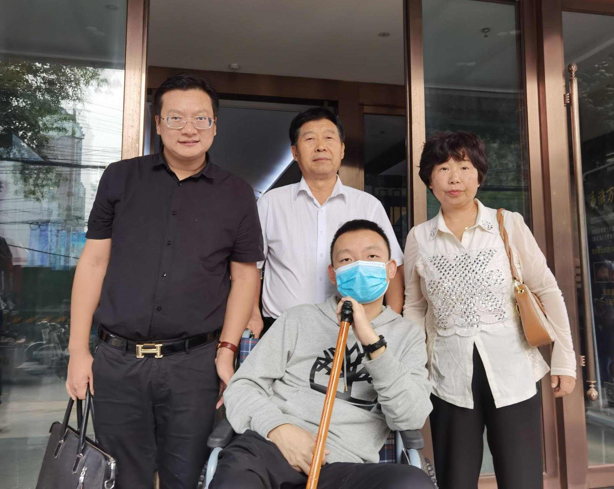 错换人生主角姚策死后房产纠纷却未盖棺定论最后一条动态感人