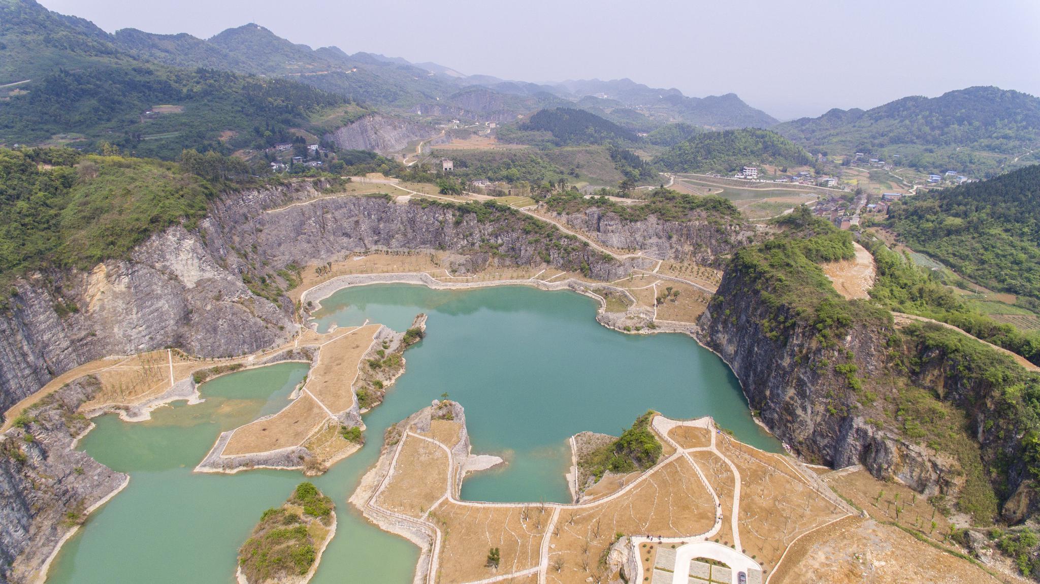 真没想到这些大矿坑竟会有如此变化