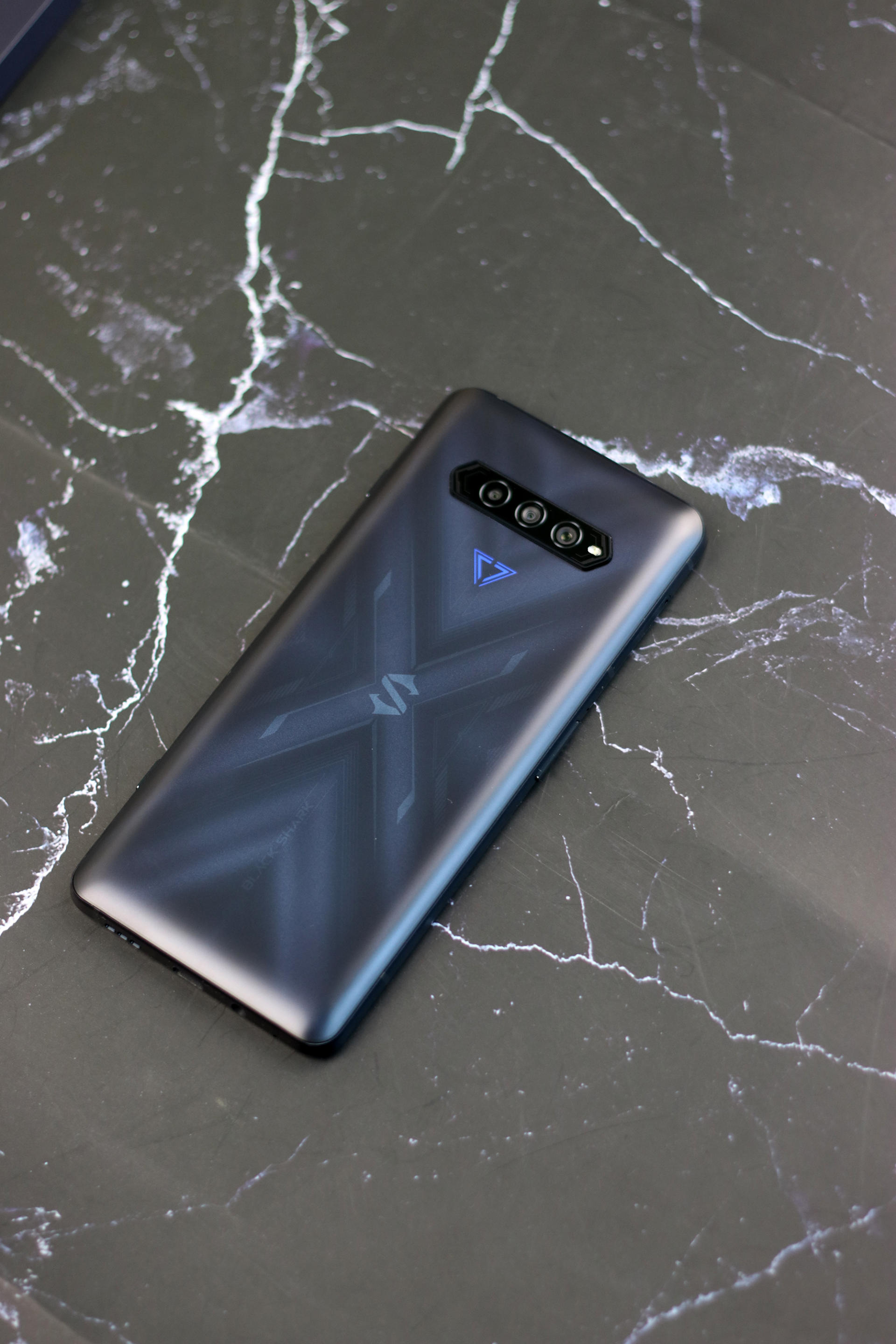 上手黑鲨4pro真正的游戏旗舰更懂游戏玩家