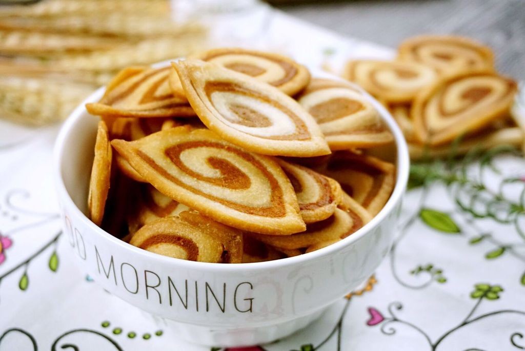 自己动手在家做牛耳仔,做法简单,酥脆可口,比买的还好吃