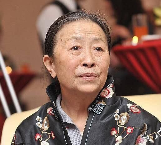 杨洋 贾玲 冯远征等发文悼念张少华休闲区蓝鸢梦想 - Www.slyday.coM