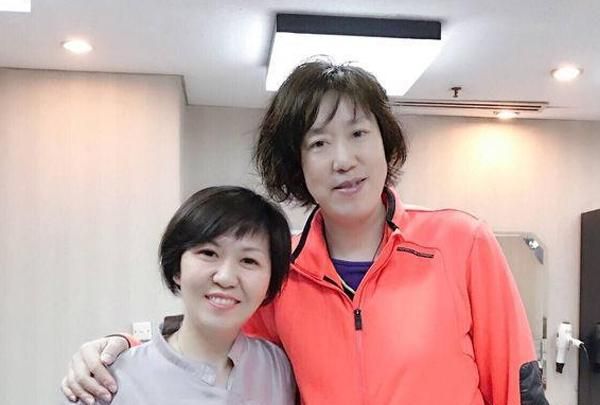 2人为女排夺银立功,1人堪称排坛活化石|活化石|吴咏梅|王丽娜_新浪