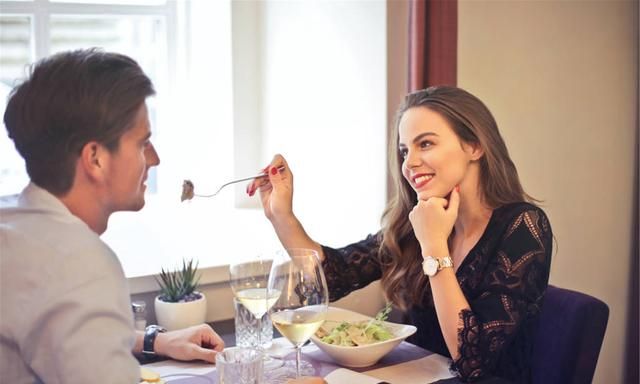 真爱夫妻才不会嫌弃的“恶心事”,如果都能接受,多数能白头偕老休闲区蓝鸢梦想 - Www.slyday.coM 真爱夫妻才不会嫌弃的“恶心事”,如果都能接受,多数能白头偕老休闲区蓝鸢梦想 - Www.slyday.coM