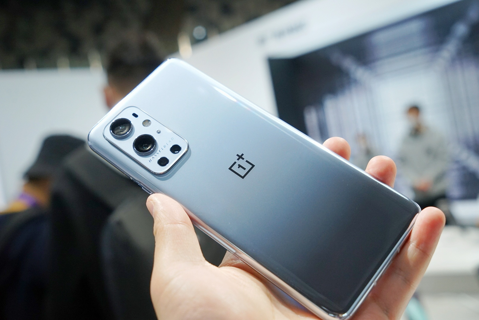 一加9系列新品发布无短板售价2599元起